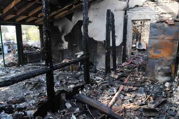   Incendie au marché Médina Coura à Bamako : Des dizaines de magasins et des millions partis en fumée !