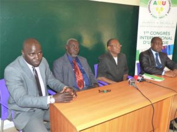 1er congrès International d’urologie : Plus de 300 urologues attendus à Bamako 1er congrès International d’urologie : Plus de 300 urologues attendus à Bamako