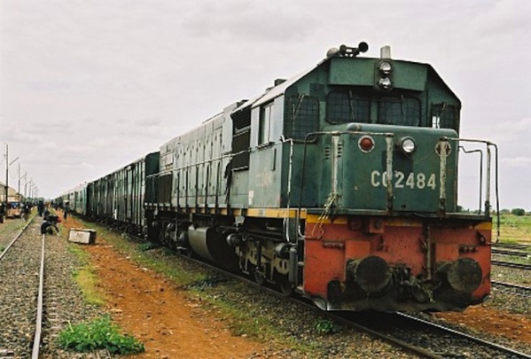 Transport ferroviaire : L’aide des partenaires du Mali pour rétablir le train voyageur et marchandise Transport ferroviaire : L’aide des partenaires du Mali pour rétablir le train voyageur et marchandise