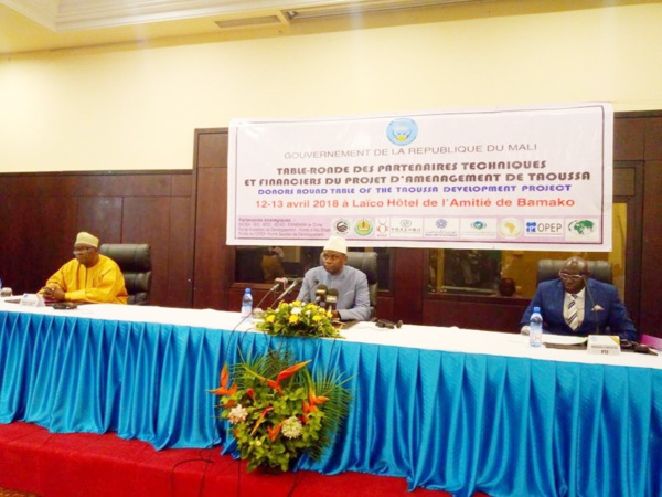 Barrage de Taoussa : Les PTF sollicités pour la poursuite des travaux de ce projet de 167, 930 milliards de FCFA Barrage de Taoussa : Les PTF sollicités pour la poursuite des travaux de ce projet de 167, 930 milliards de FCFA