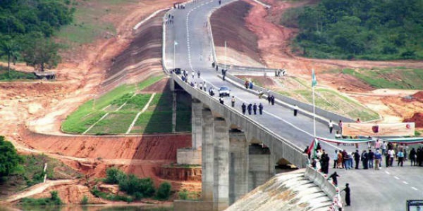 Infrastructures routières : 30 milliards FCFA prévus pour l’entretien en 2018 Infrastructures routières : 30 milliards FCFA prévus pour l’entretien en 2018