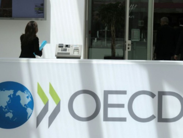 Zone OCDE: Les ICA continuent de signaler un infléchissement de la croissance