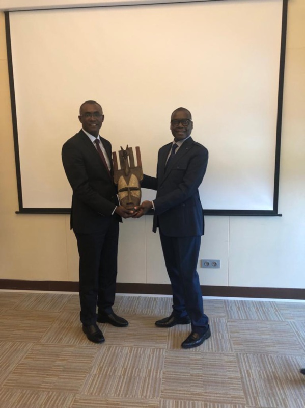 Dr Parfait Kouassi remplace Pierre Atépa Goudiaby aux Conseils d’Administration de la BRVM et du DC/Br Dr Parfait Kouassi remplace Pierre Atépa Goudiaby aux Conseils d’Administration de la BRVM et du DC/Br