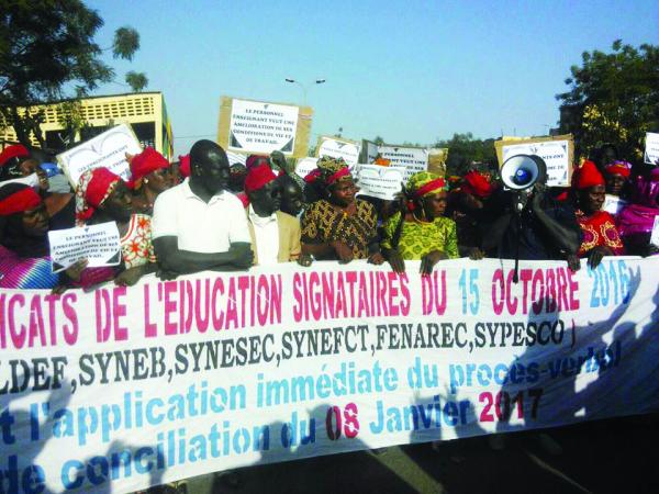 Marche des  enseignants à Bamako : Ils dénoncent la mauvaise foi du gouvernement et exige  l’application des accords conclus avec le gouvernement