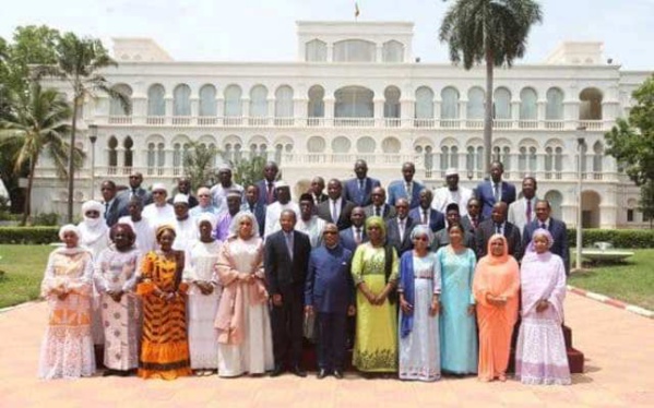 Communiqué du Conseil des ministres du mercredi 17 juillet 2019 Communiqué du Conseil des ministres du mercredi 17 juillet 2019