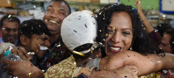 ONUSIDA À l'occasion de la Journée zéro discrimination, l'ONUSIDA appelle les pays à examiner les dispositions discriminatoires de leurs lois et politiques et à apporter des changements positifs pour garantir l'égalité, l'inclusion et la protection de tous ONUSIDA À l'occasion de la Journée zéro discrimination, l'ONUSIDA appelle les pays à examiner les dispositions discriminatoires de leurs lois et politiques et à apporter des changements positifs pour garantir l'égalité, l'inclusion et la protection de tous
