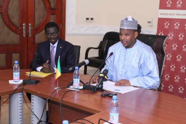 Viabilisation du site de 42 hectares de Samanko et construction de 1085 logements sociaux et économiques : Un financement de 25 milliards de FCFA de la BOAD Viabilisation du site de 42 hectares de Samanko et construction de 1085 logements sociaux et économiques : Un financement de 25 milliards de FCFA de la BOAD