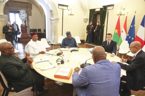 La France et les pays du G5 Sahel renforcent leur alliance contre les djihadistes
