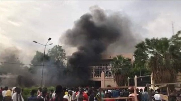 Mali : «L’Etat de droit s’assumera, les libertés fondamentales seront préservées » déclare le président IBK suite aux violentes manifestations