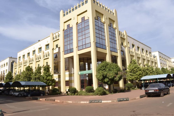 Grève de l’UNTM : Le mot d’ordre globalement suivi, service minimum assuré Grève de l’UNTM : Le mot d’ordre globalement suivi, service minimum assuré