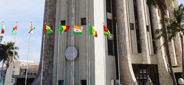 Formation en banque et finance : Le Cofeb ouvre les inscriptions pour sa 44e promotion Formation en banque et finance : Le Cofeb ouvre les inscriptions pour sa 44e promotion