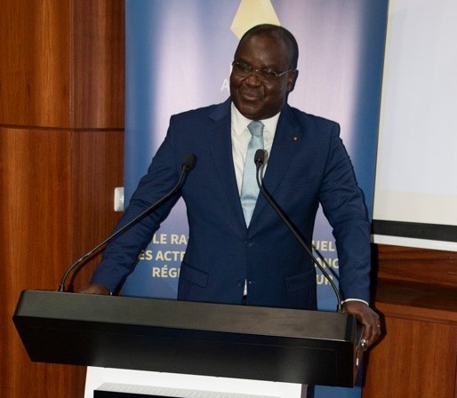 Dr Edoh Kossi Amenounve, Directeur général BRVM : « Nous ne travaillons pas pour l’extérieur » Dr Edoh Kossi Amenounve, Directeur général BRVM : « Nous ne travaillons pas pour l’extérieur »