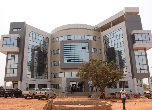 Mali : La Direction générale des Douanes dotée d’un nouveau siège Mali : La Direction générale des Douanes dotée d’un nouveau siège