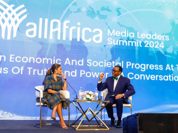 Sommet des dirigeants des médias d'Afrique : Le président de la Bad félicite le fondateur de « All Africa Media », Amadou Mahtar Ba Sommet des dirigeants des médias d'Afrique : Le président de la Bad félicite le fondateur de « All Africa Media », Amadou Mahtar Ba