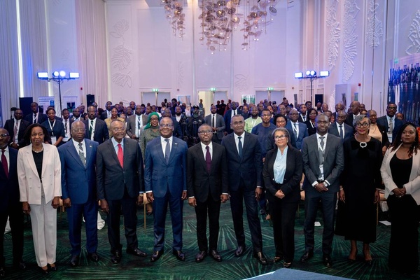 Bourse régionale des valeurs mobilières: La Banque internationale pour l’industrie et le commerce du Bénin admise à la cote Bourse régionale des valeurs mobilières: La Banque internationale pour l’industrie et le commerce du Bénin admise à la cote