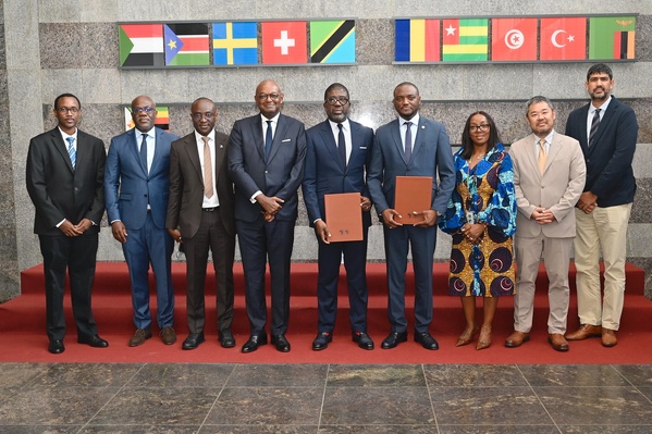 Renforcement du financement de l’aviation : La Bad et Air Côte d’Ivoire signent une lettre d’intention Renforcement du financement de l’aviation : La Bad et Air Côte d’Ivoire signent une lettre d’intention