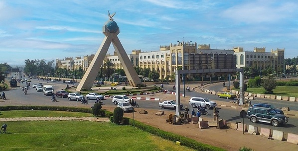 Le Mali lève 55 milliards FCFA sur le marché financier de l’UEMOA. Le Mali lève 55 milliards FCFA sur le marché financier de l’UEMOA.