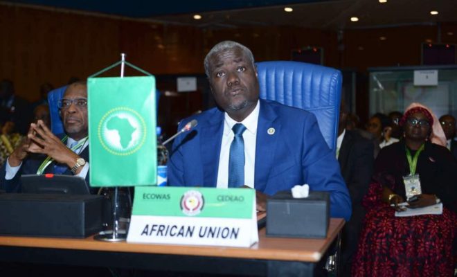 Sommet Cedeao à Abuja : La mise en place de la Zone de libre-échange continentale, un des projets pilotes de l’Agenda 2063 dixit Moussa Faki Mahamat