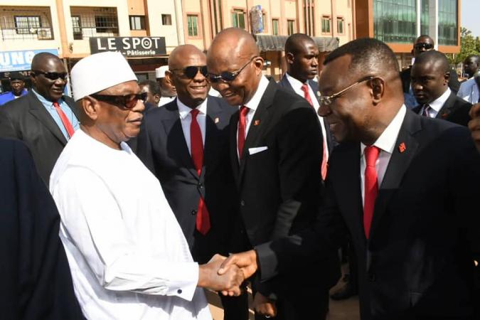 Inauguration de UBA-Mali :  Le Président IBK rend hommage au Président de Heirs Holdings de la United Bank for Africa  Tony Elumelu