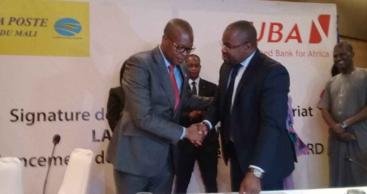 Inclusion Financière : La Poste du Mali et UBA Mali se liguent en lançant la carte bancaire de la Poste