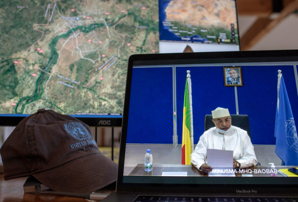 Photo ONU/Mark Garten Mahamat Saleh Annadif, Représentant spécial du Secrétaire général des Nations Unies pour le Mali, s'exprime lors d'une réunion virtuelle du Conseil de sécurité sur la situation dans ce pays d'Afrique de l'Ouest.