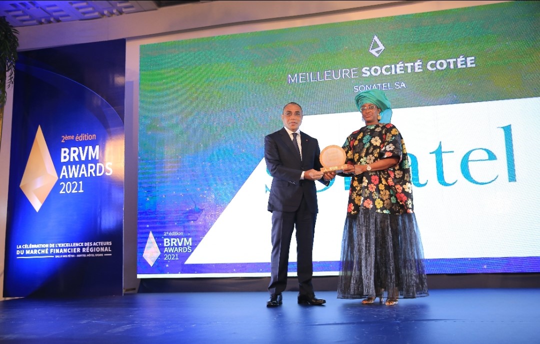 Brvm Awards 2021 : Le groupe Sonatel s’empare du prix de la « Meilleure Société Cotée » du marché financier régional Brvm Awards 2021 : Le groupe Sonatel s’empare du prix de la « Meilleure Société Cotée » du marché financier régional