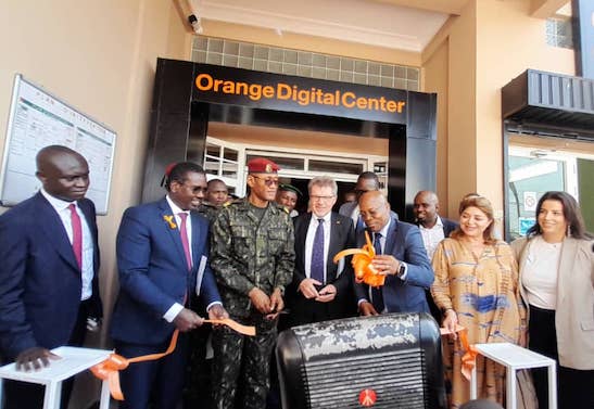 Formation au numérique : Inauguration en Guinée du 13ème Orange digital center