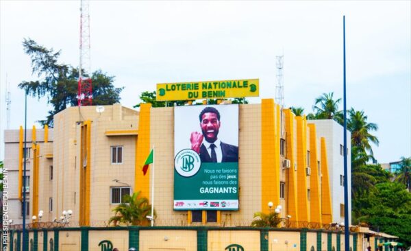 Notation : Bloomfield décerne à nouveau la note de long terme A+ à la Loterie Nationale du Bénin.