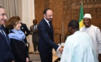 Mali : le Premier ministre français  insiste sur les “deux jambes” de la sécurité et du développement. Mali : le Premier ministre français  insiste sur les “deux jambes” de la sécurité et du développement.