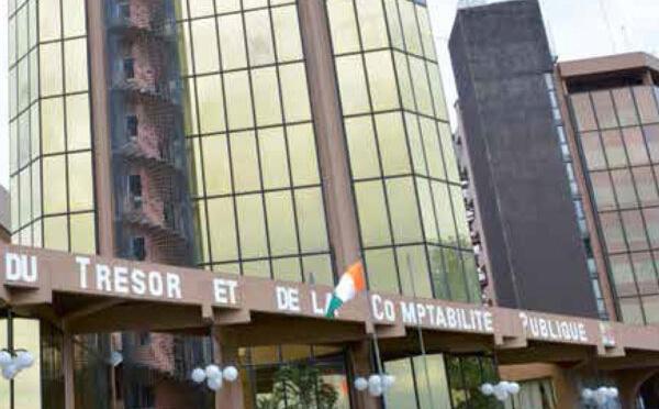 Le Trésor Public Ivoirien obtient 66 milliards FCFA des investisseurs du marché financier de l’UEMOA.